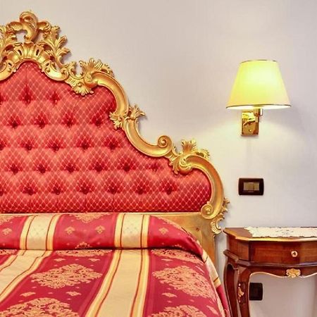 Heart Of Biennale Apartment Венеция Екстериор снимка