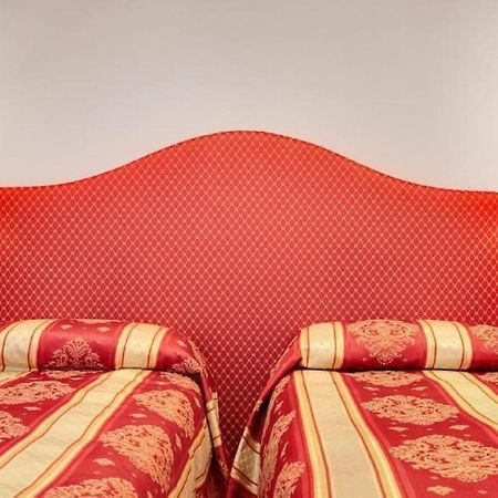 Heart Of Biennale Apartment Венеция Екстериор снимка