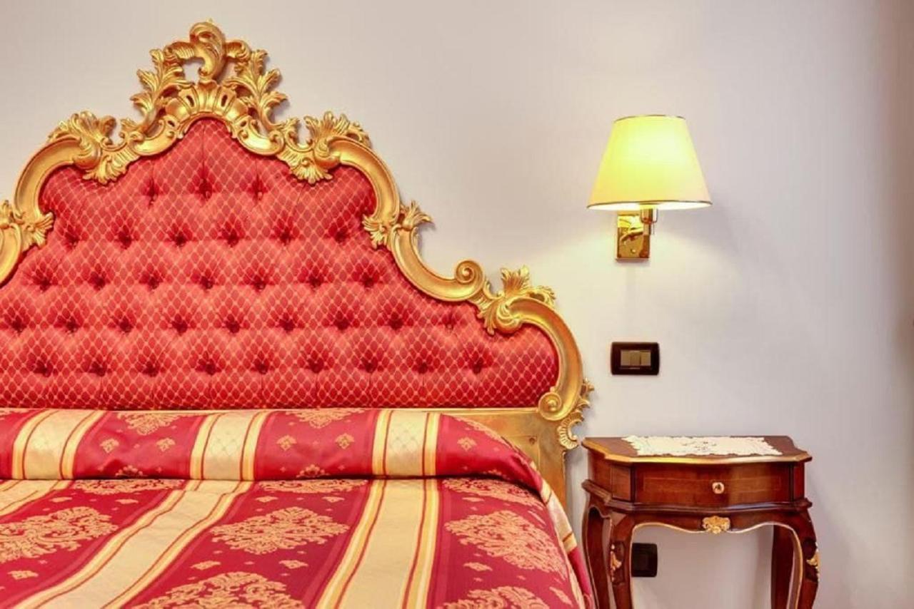 Heart Of Biennale Apartment Венеция Екстериор снимка