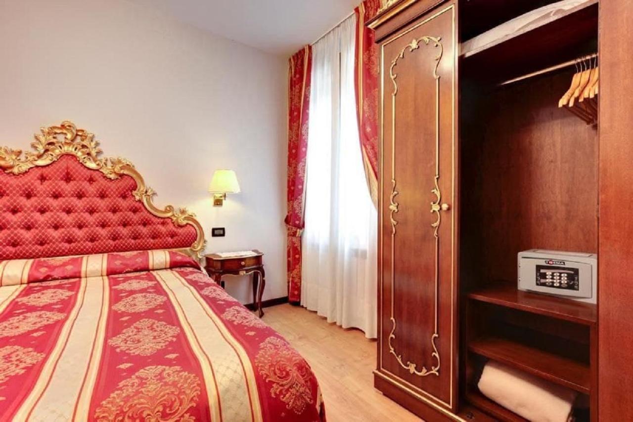 Heart Of Biennale Apartment Венеция Екстериор снимка