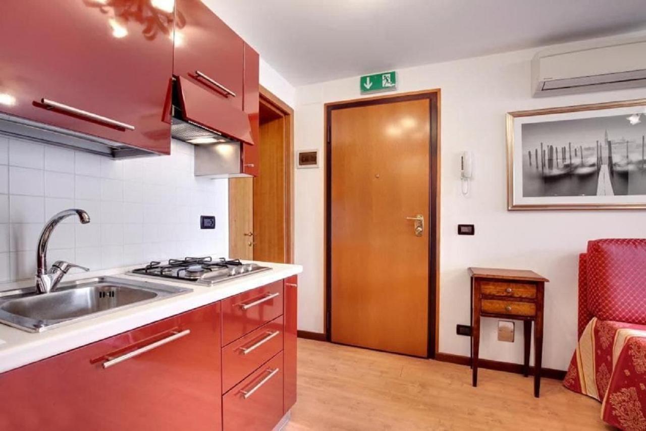 Heart Of Biennale Apartment Венеция Екстериор снимка