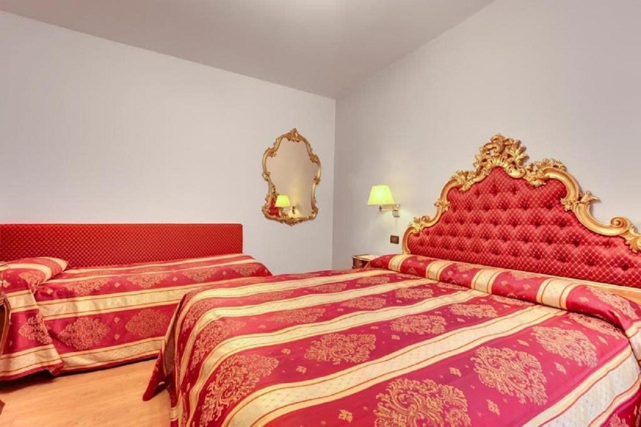 Heart Of Biennale Apartment Венеция Екстериор снимка