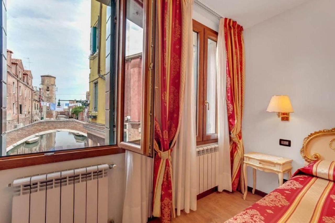 Heart Of Biennale Apartment Венеция Екстериор снимка