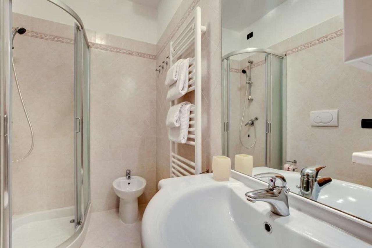 Heart Of Biennale Apartment Венеция Екстериор снимка